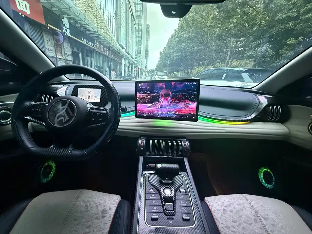 BYD Yuan Plus — миниатюра 8