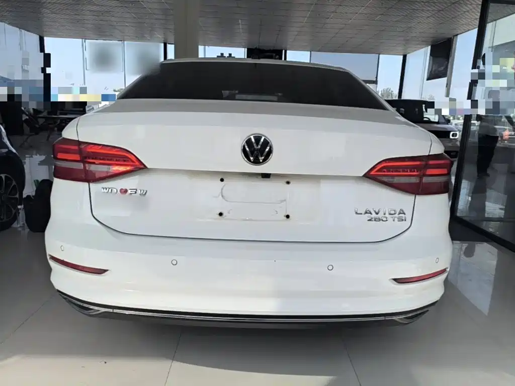 Volkswagen Lavida — миниатюра 6