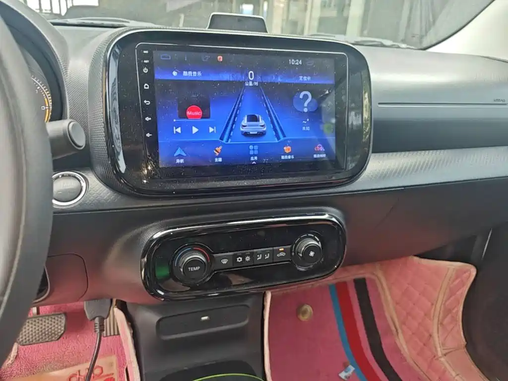 Roewe Clever — миниатюра 13