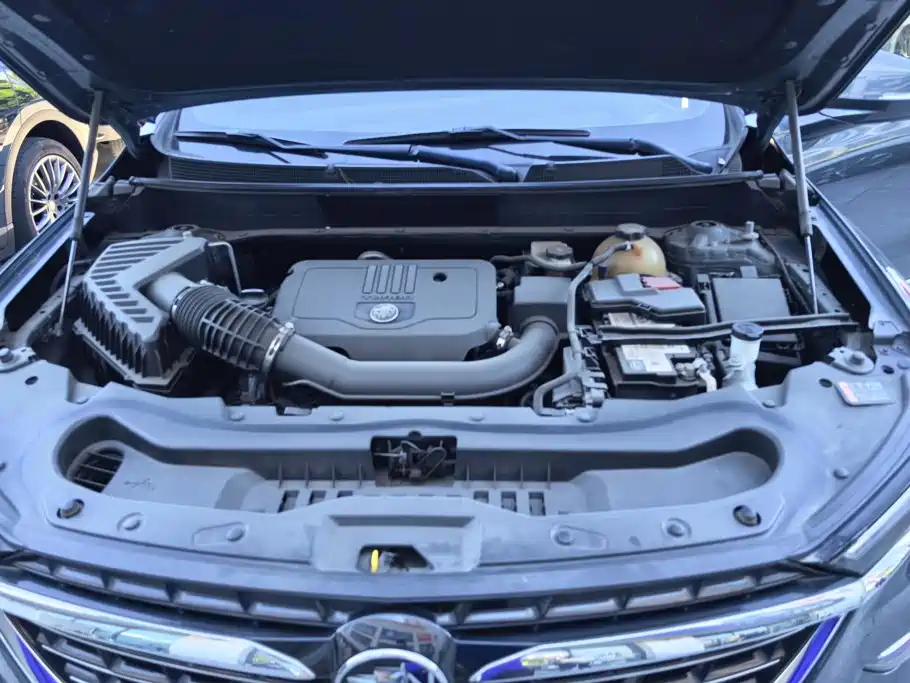 Buick Enclave — миниатюра 10