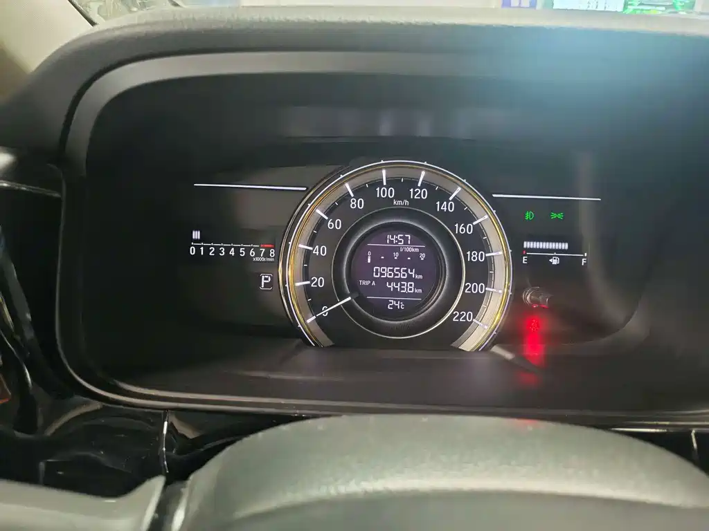 Honda Elysion — миниатюра 9
