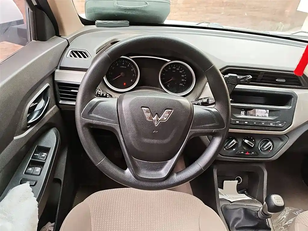 WULING AUTOMOBILE WULING HONGGUANG