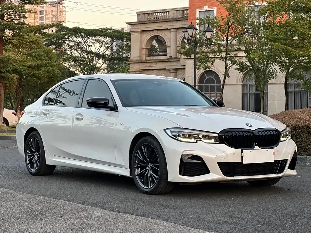 BMW 3 Series — миниатюра 3