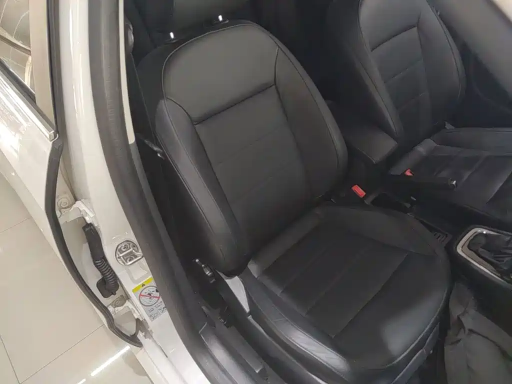 Volkswagen Lavida — миниатюра 25