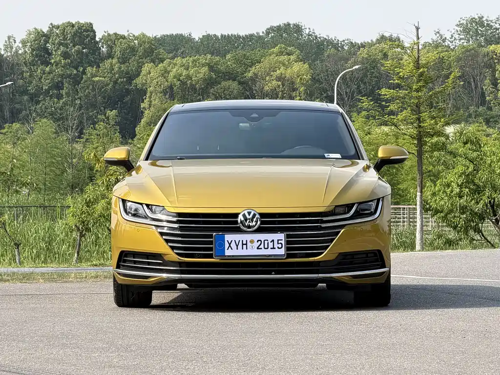 Volkswagen FAW - Passat CC CC 2019 330TSI V