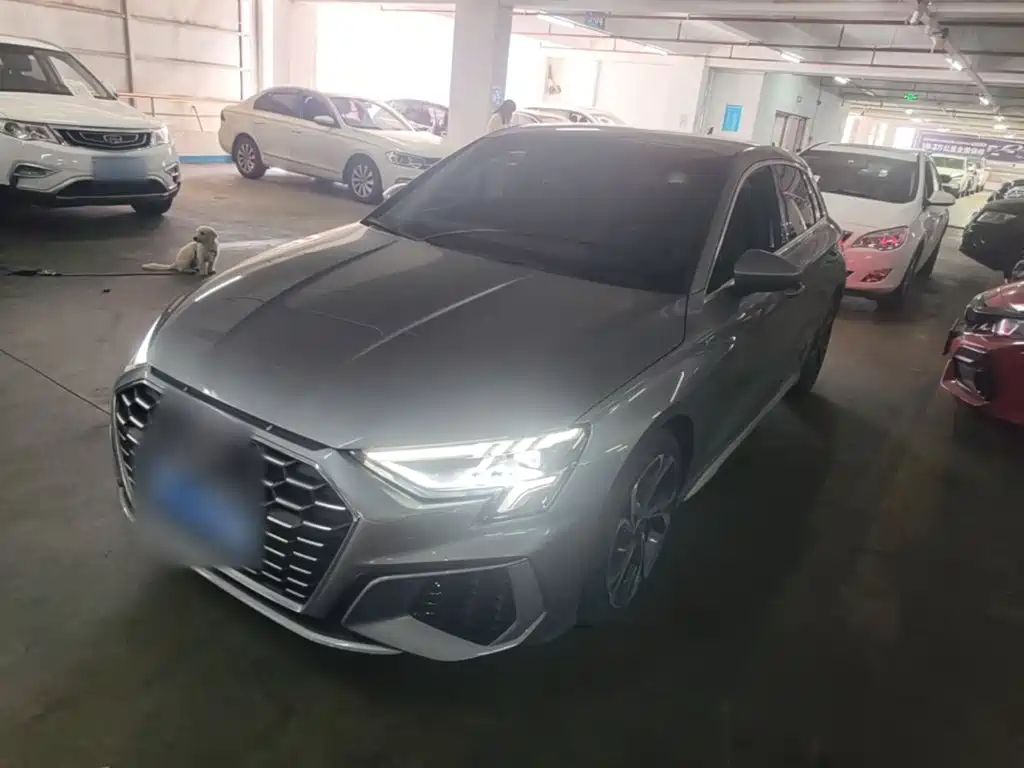 奥迪A3 2023款 改款 Sportback 35 TFSI 时尚运动型 2023
