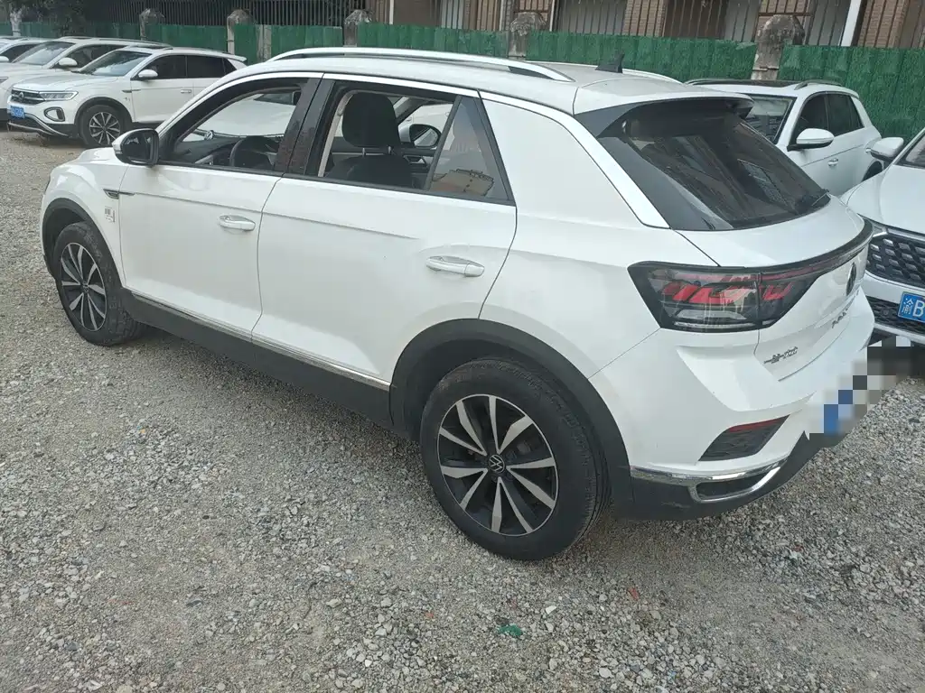 Volkswagen T-Roc — миниатюра 9