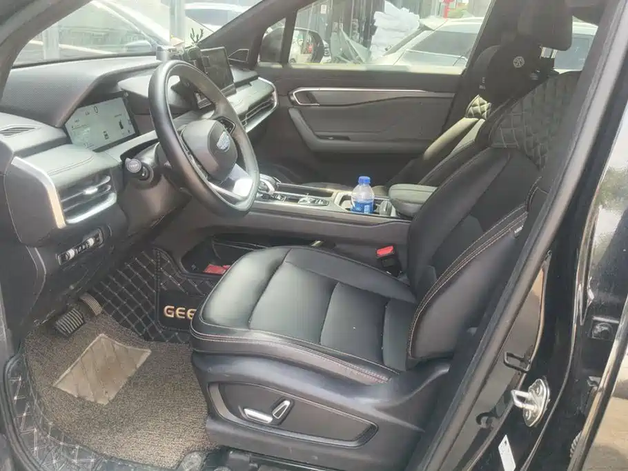 Geely Haoyue L — миниатюра 9