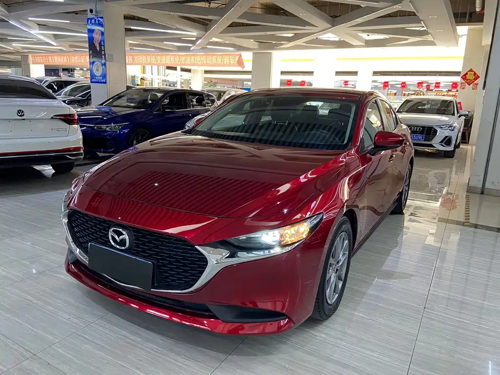 Купить Mazda 3 Axela