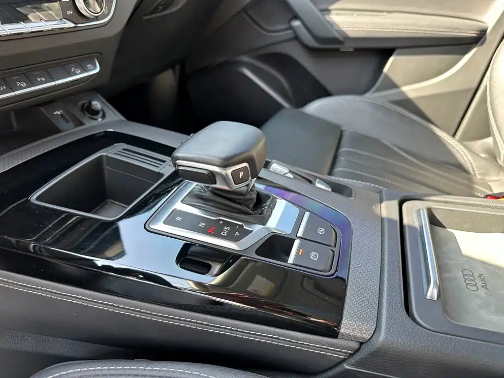 Audi Q5L — миниатюра 13