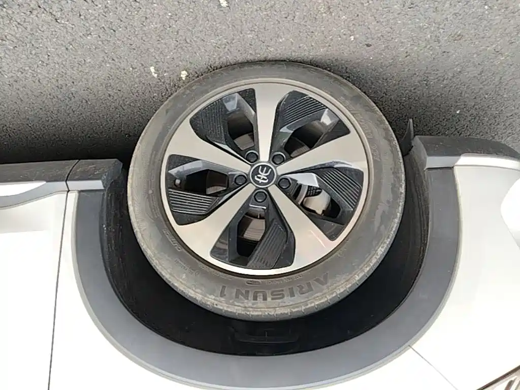 BYD PLUS New Energy — миниатюра 23