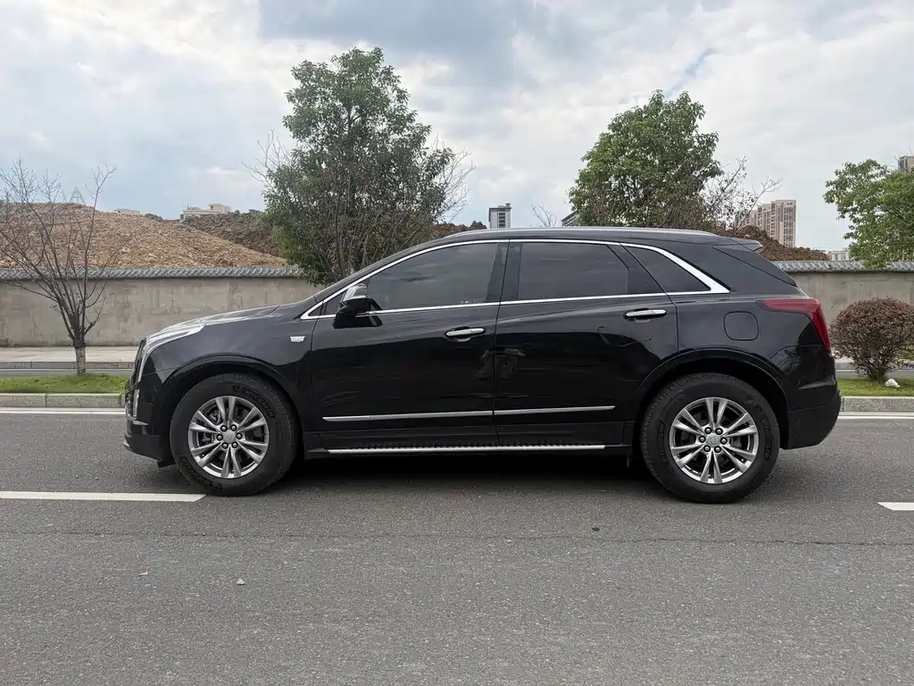 Cadillac XT5 — миниатюра 3