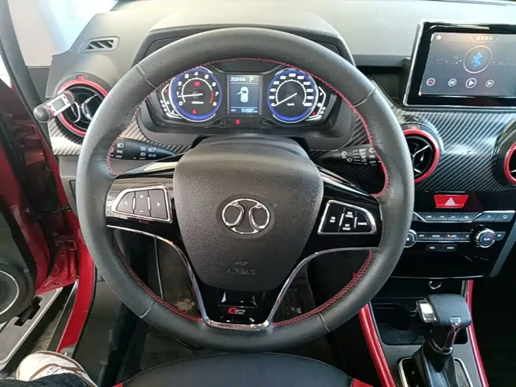 BAIC Senova X25 — миниатюра 11