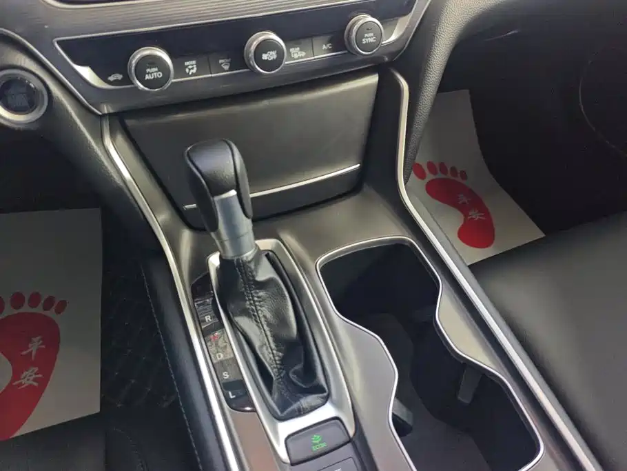 Honda Accord — миниатюра 16