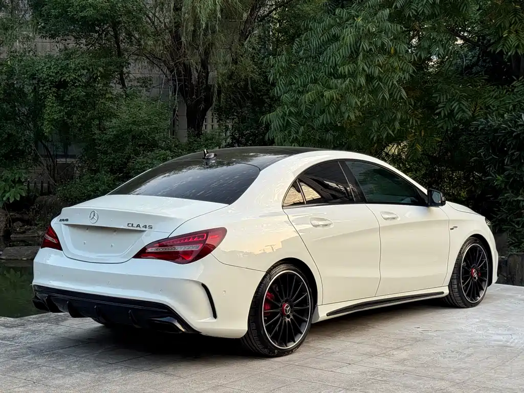 Mercedes-Benz CLA AMG — миниатюра 5