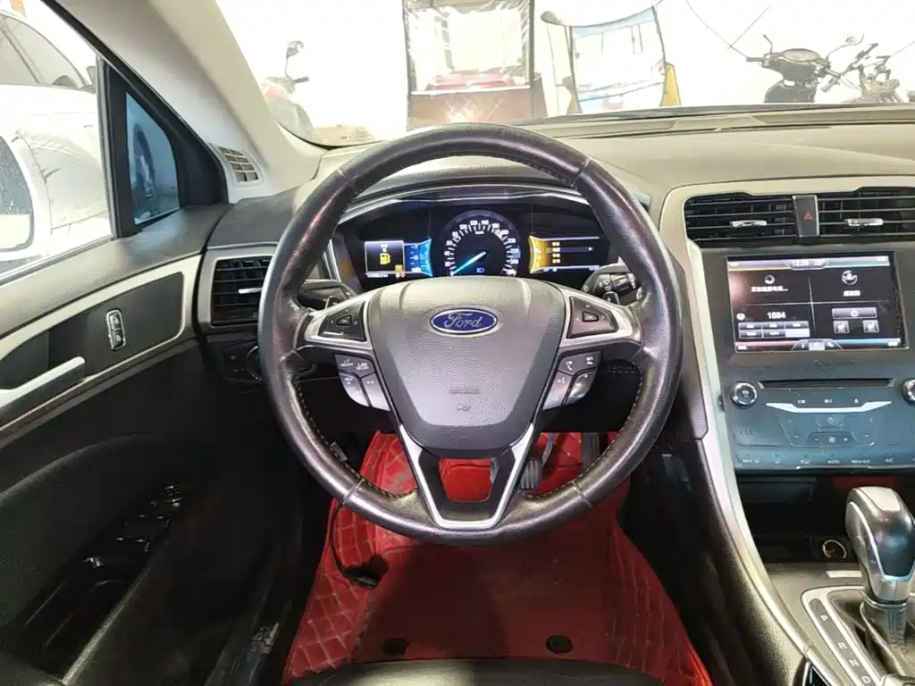 Ford Mondeo — миниатюра 11