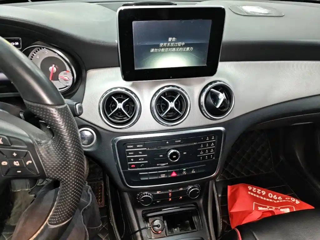 Mercedes-Benz GLA — миниатюра 13