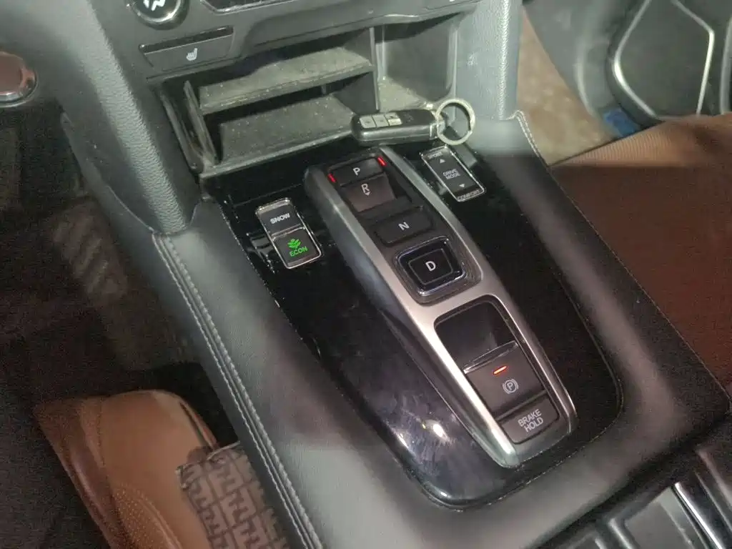 Honda UR-V — миниатюра 7