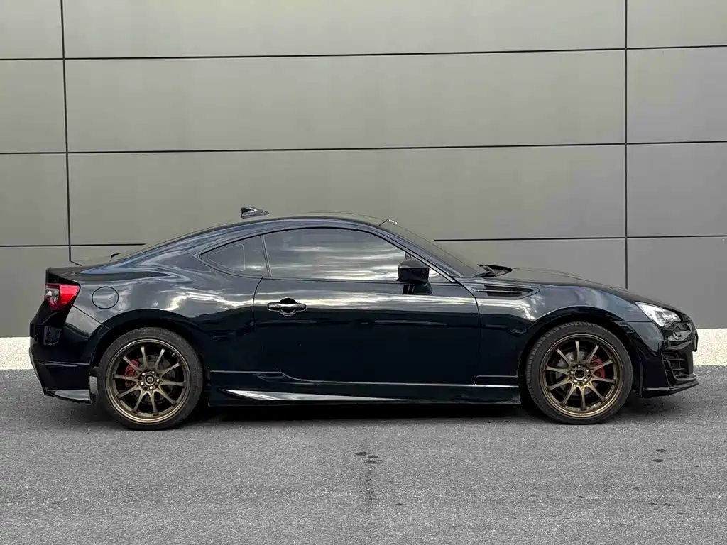 Subaru BRZ — миниатюра 7