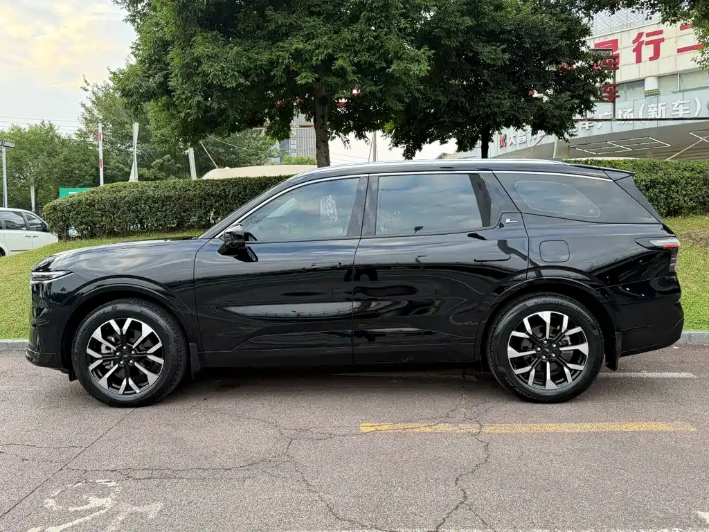 Ford Edge — миниатюра 3