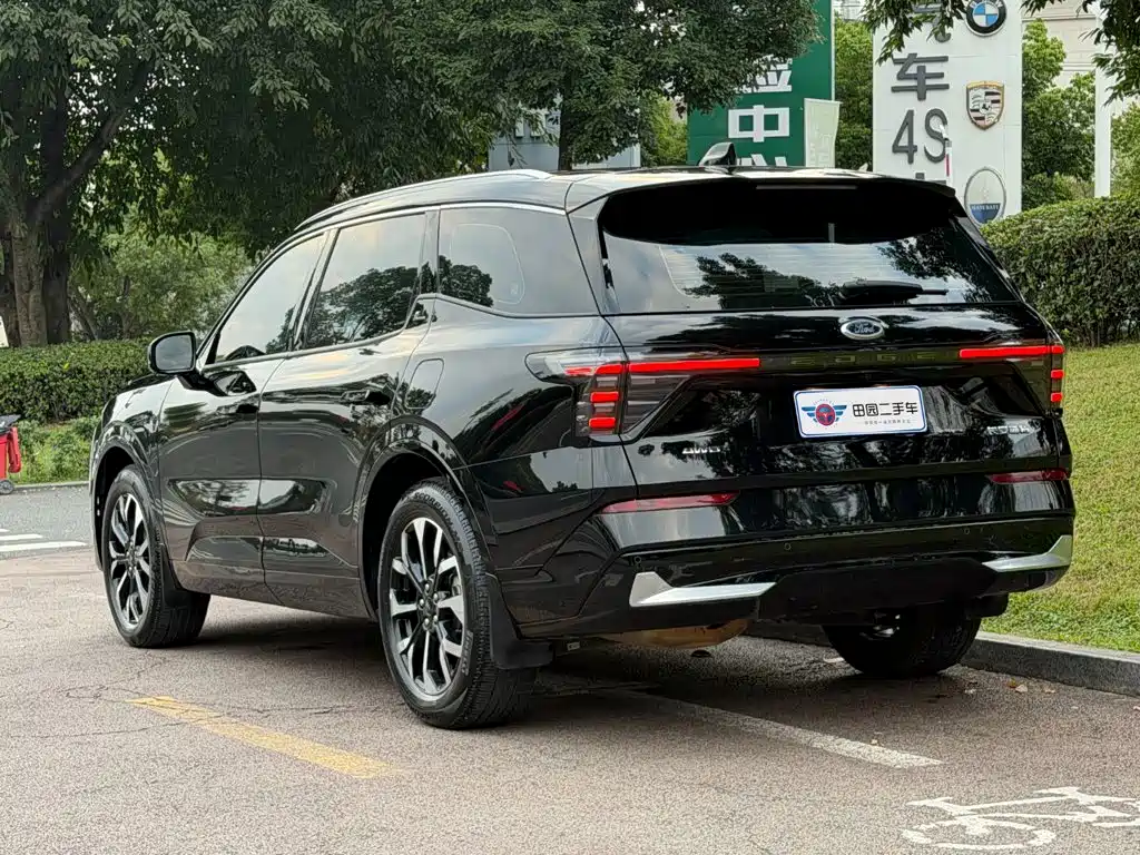 Ford Edge — миниатюра 4