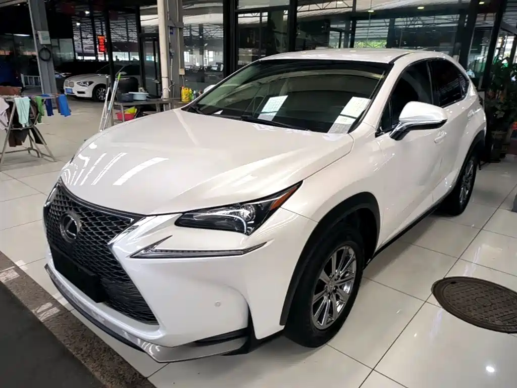 Купить Lexus NX