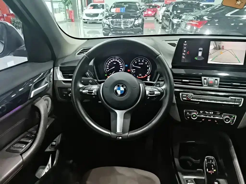 BMW X1 — миниатюра 11