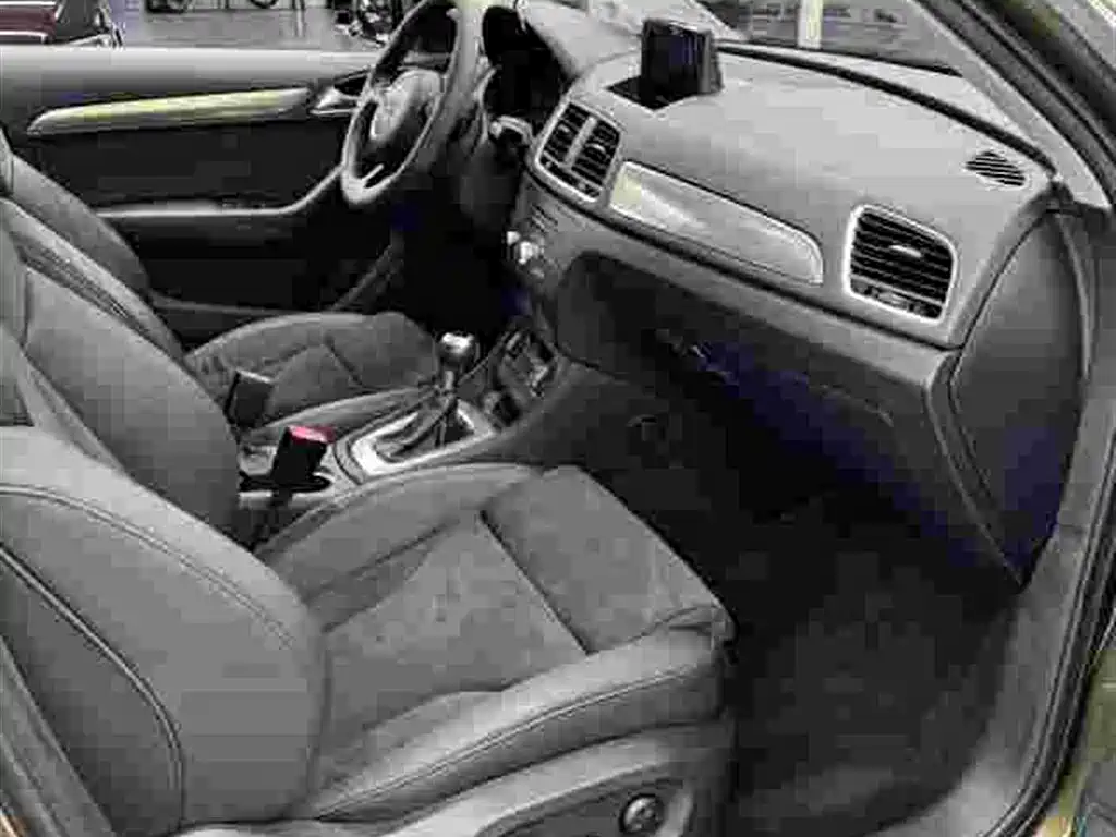 Audi Q3 — миниатюра 8