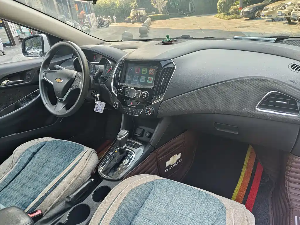 Chevrolet Cruze — миниатюра 4