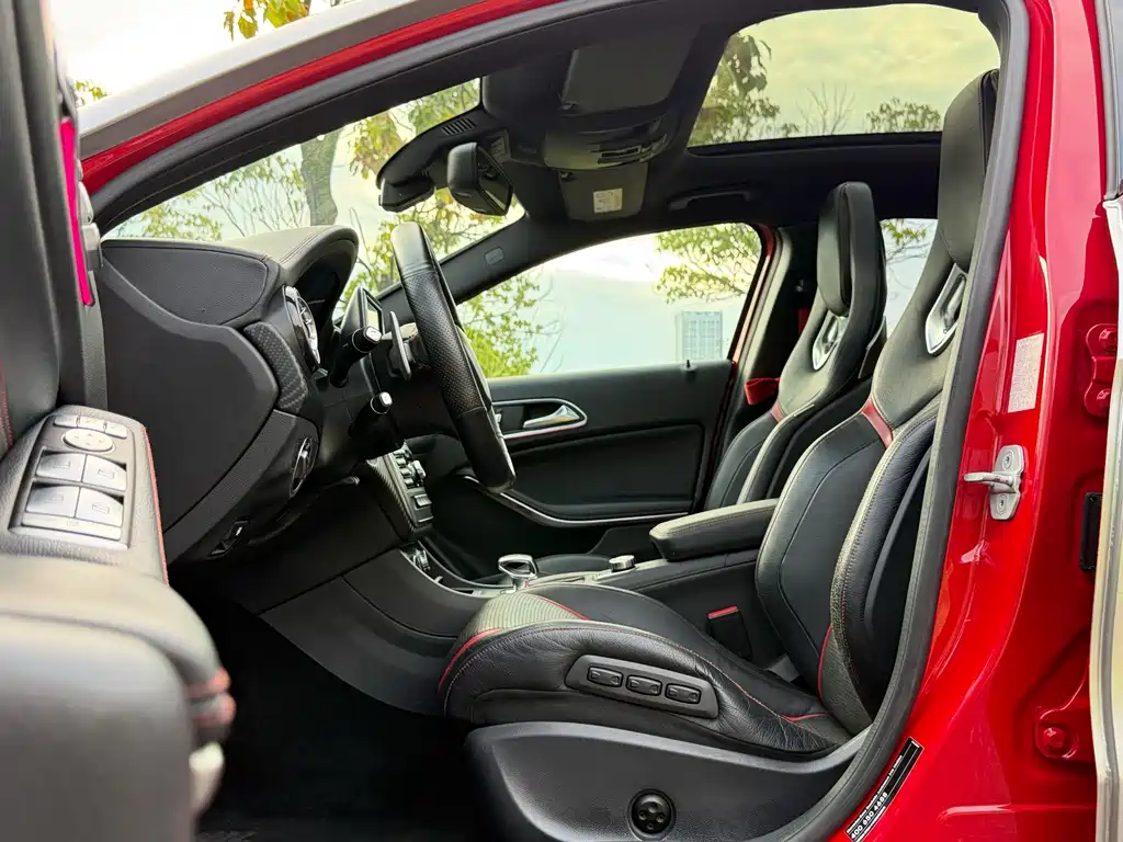 Mercedes-Benz A-Class AMG (Import) — миниатюра 7