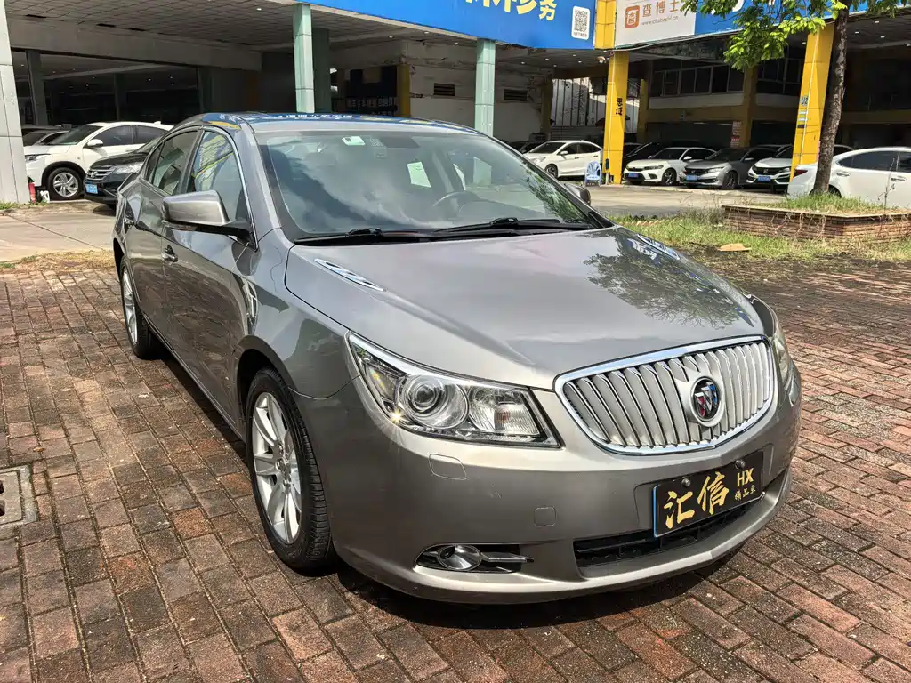 Buick LaCrosse — миниатюра 3
