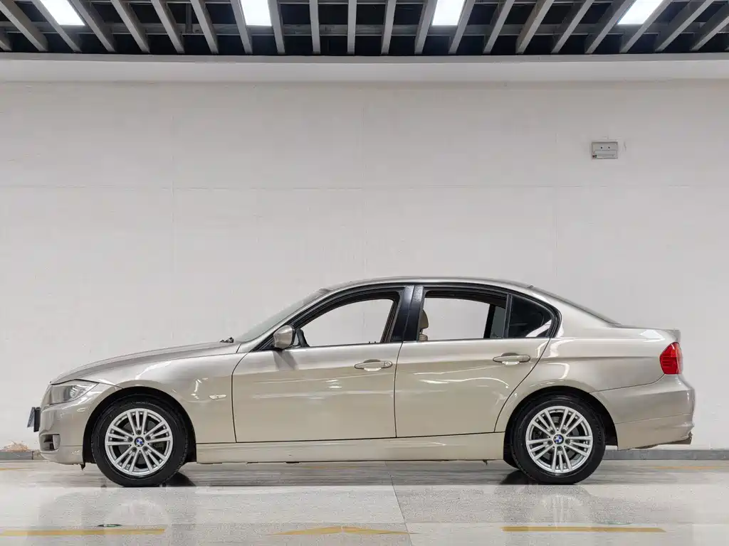 BMW 3 Series — миниатюра 10
