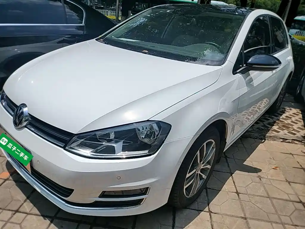 Купить Volkswagen Golf