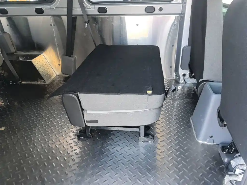 Wuling Yangguang — миниатюра 17