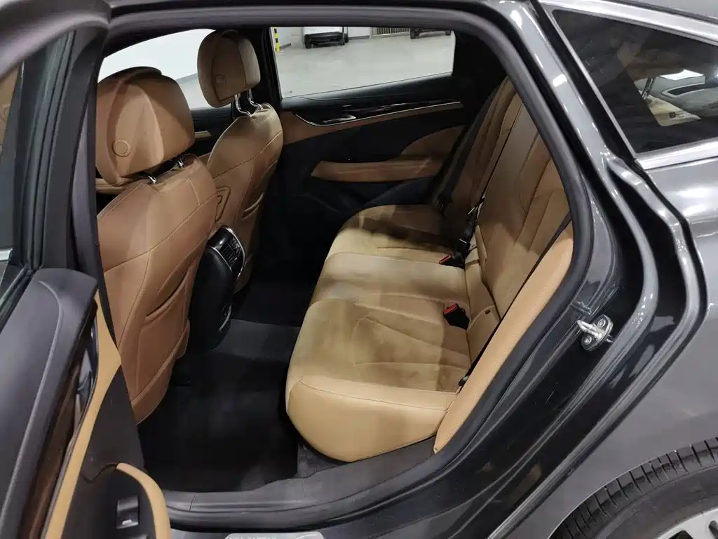 Buick LaCrosse — миниатюра 15