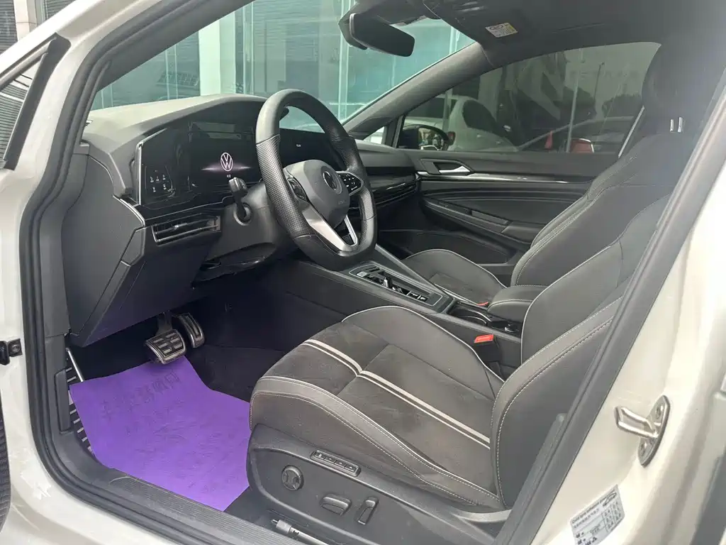 Volkswagen Golf — миниатюра 4