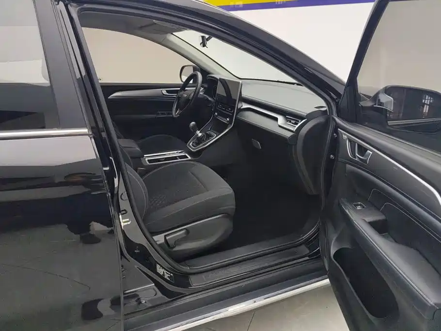 Haval M6 — миниатюра 8