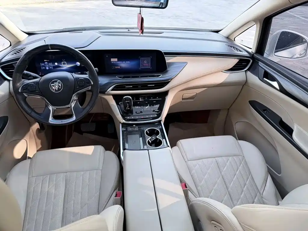 Buick GL8 — миниатюра 5