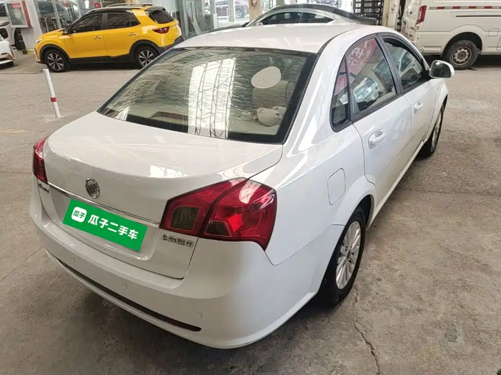Buick Excelle — миниатюра 7