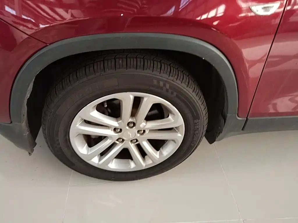 Chevrolet Trax — миниатюра 23