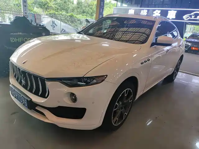 maserati levante
