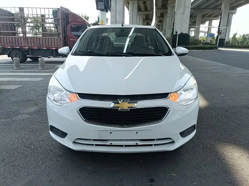 Chevrolet Sail — миниатюра 3