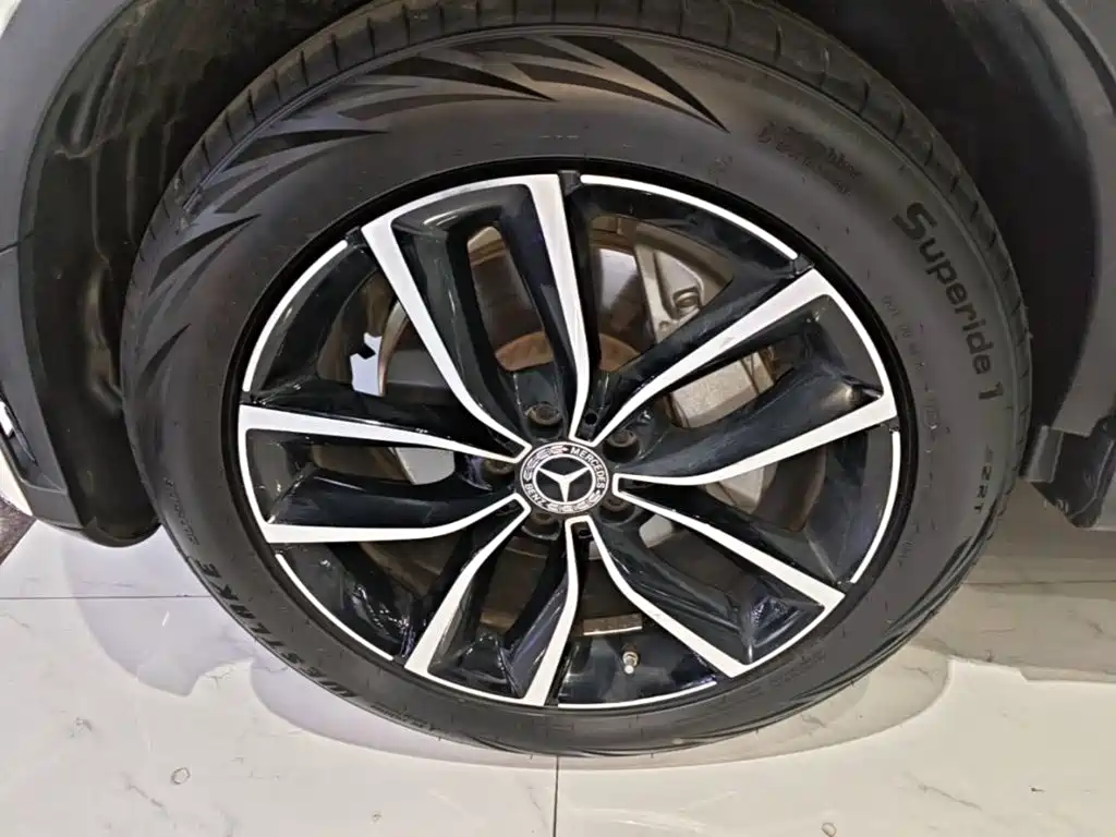 Mercedes-Benz GLC — миниатюра 23