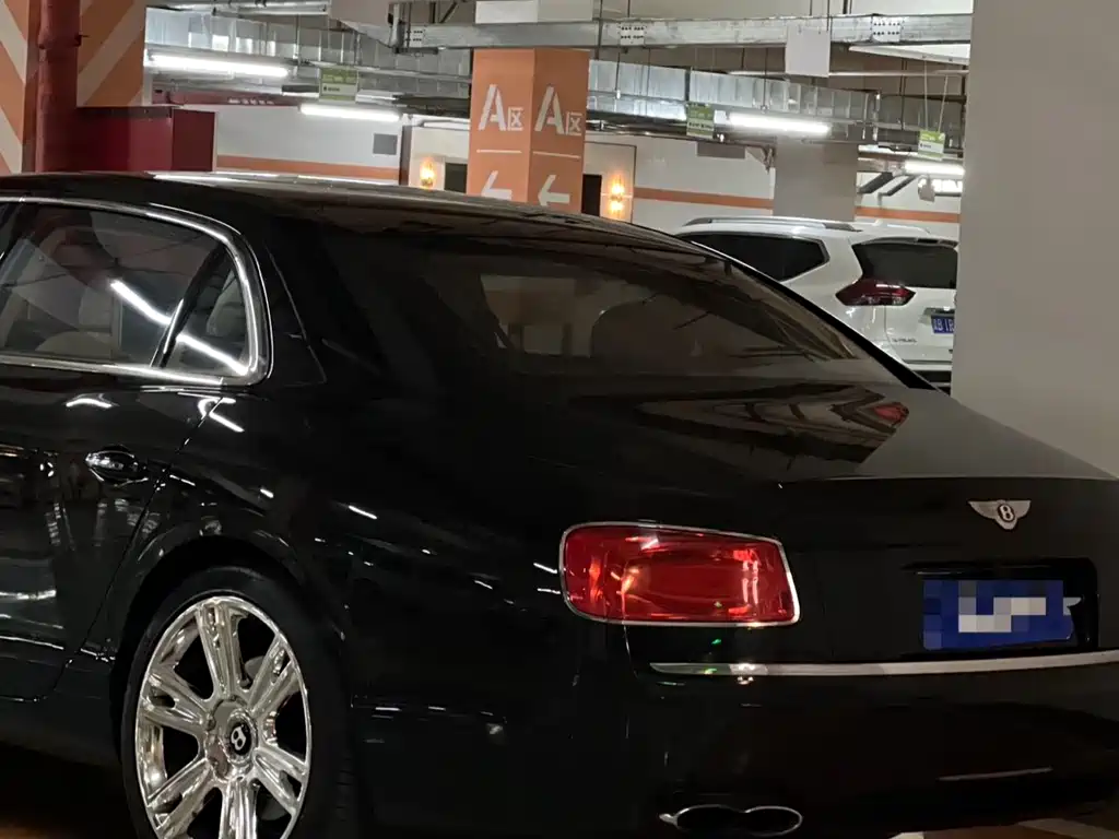 Bentley Flying Spur 2014 4.0T V8 Luxury