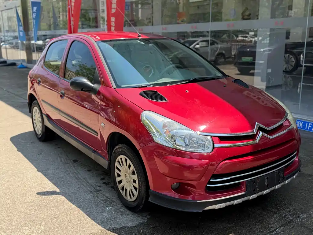 Citroen C2 2013 CROSS 1.4L MT Sport