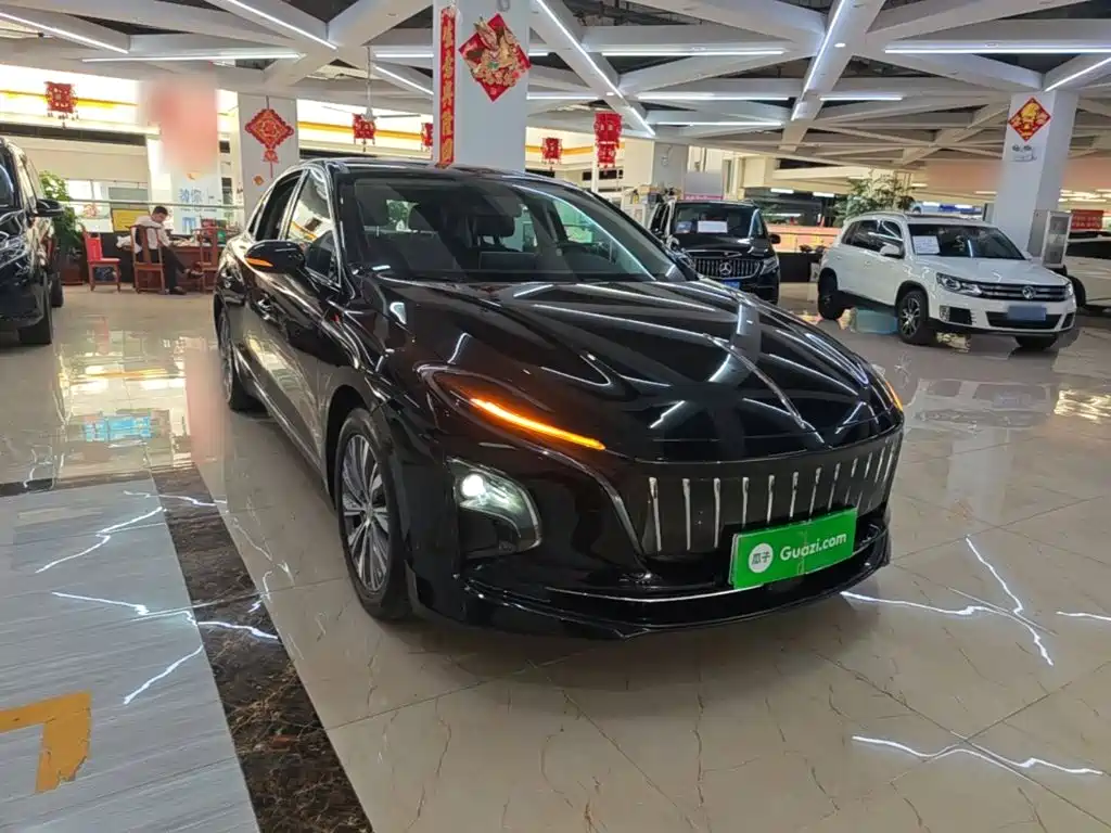 Hongqi Hongqi E-QM5 — миниатюра 4