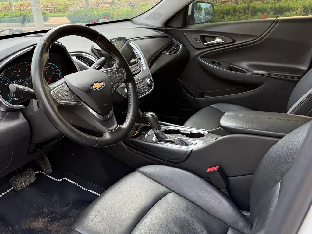 Chevrolet Malibu XL — миниатюра 7