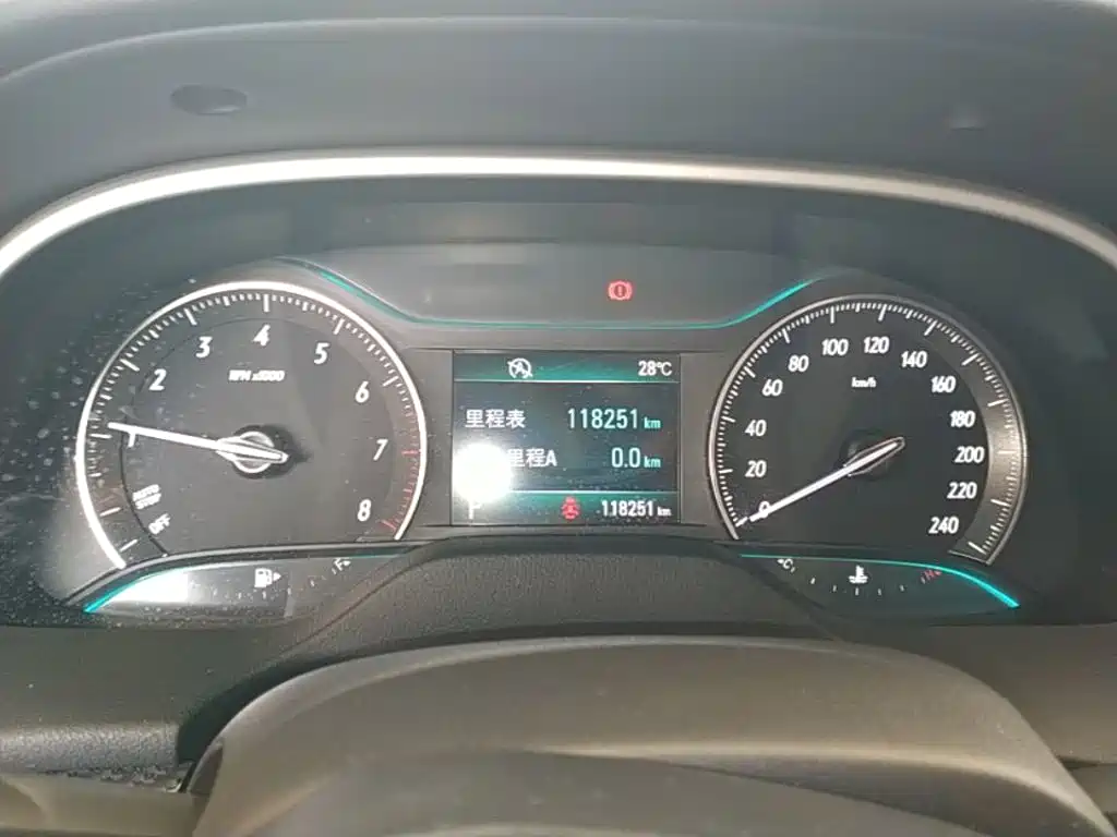 Buick Excelle — миниатюра 12
