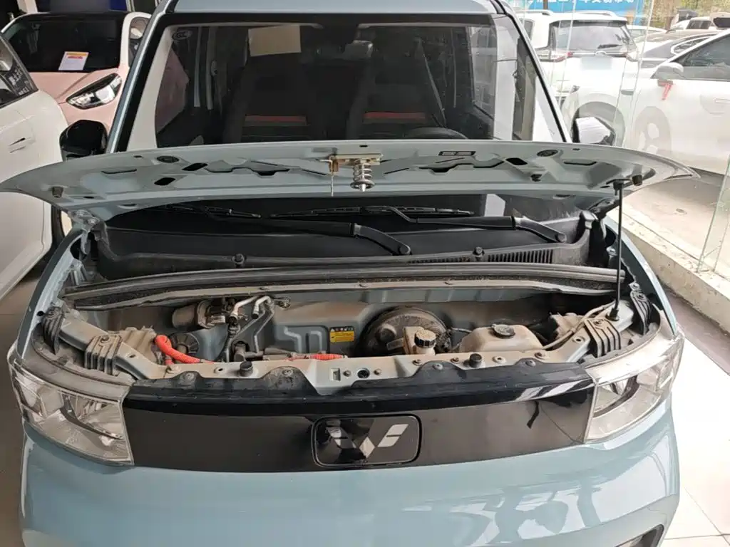 Wuling MINIEV — миниатюра 20