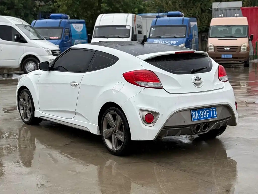 Hyundai Veloster 2012 1.6T AT Premium
